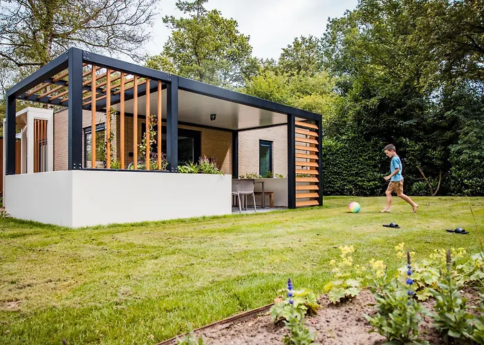 Recreatiewoning 'Dwergarend' op Gemoedelijk Vakantiepark